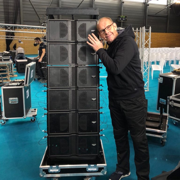 Enceinte têtes Line array